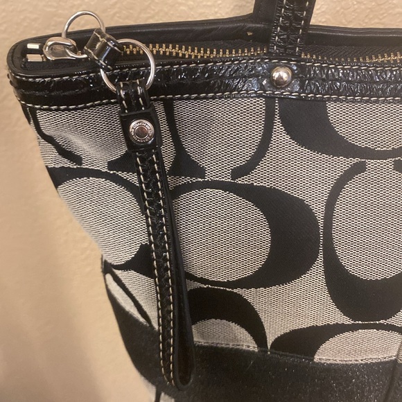 Coach Hampton Leather Monogram Purse - Picture 4 of 10